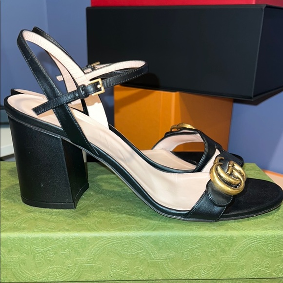 Gucci Black and Gold Heeled Sandals - Picture 4 of 7